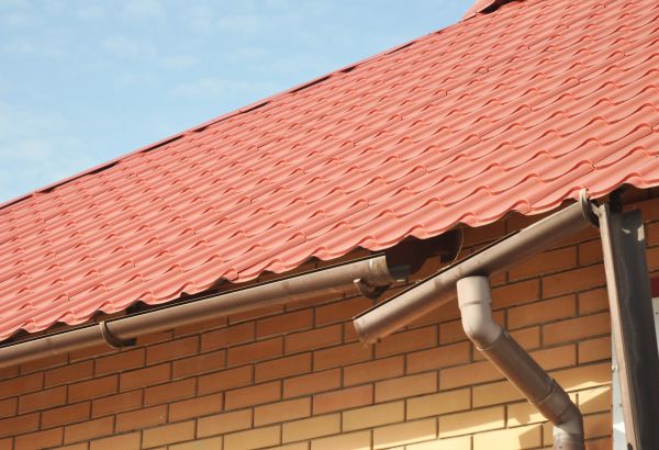 Cost of Loose Gutter Repair in Hendersonville