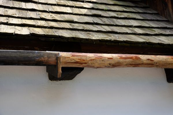 Cost of Wood Gutters Installation in Hendersonville